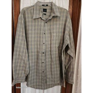 M21 Arrow green and tan plaid casual men's button-up shirt, long sleeves